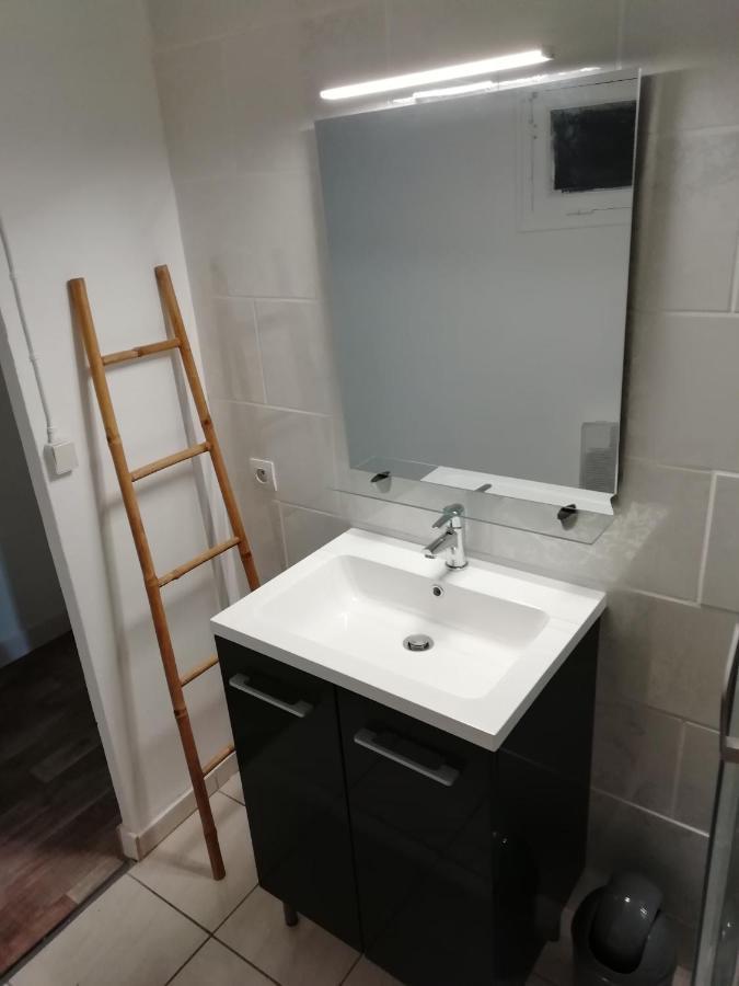 Location Saisonniere Apartment Cozes Exterior photo